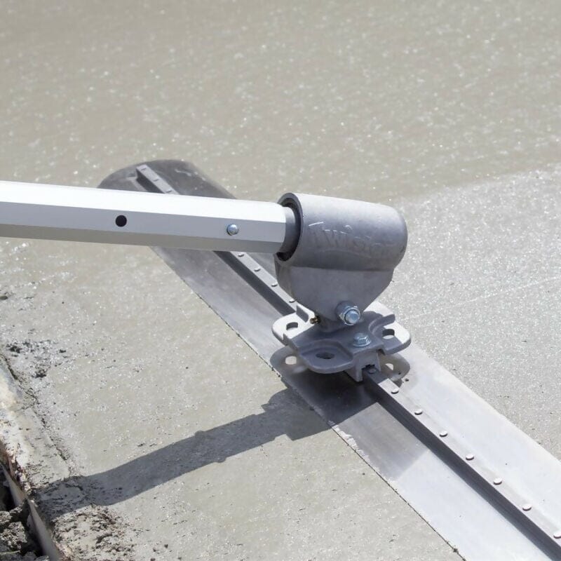 T91 - Twister™ Bull Float Bracket Marshalltown USA